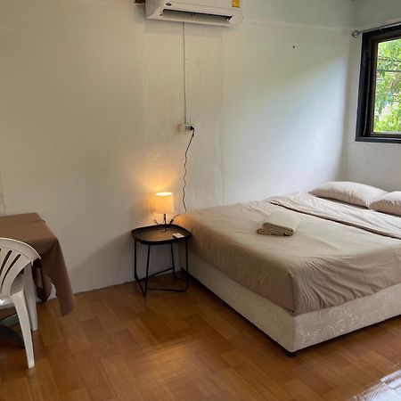Budget Room Koh Phangan Pier With Ac Buitenkant foto